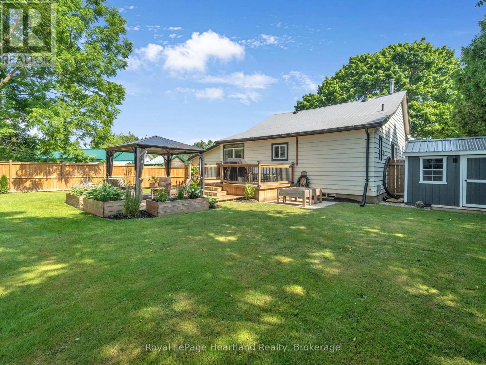 134 Wellington Street, Central Huron, Ontario  N0M 1L0 - Photo 41 - X12288222