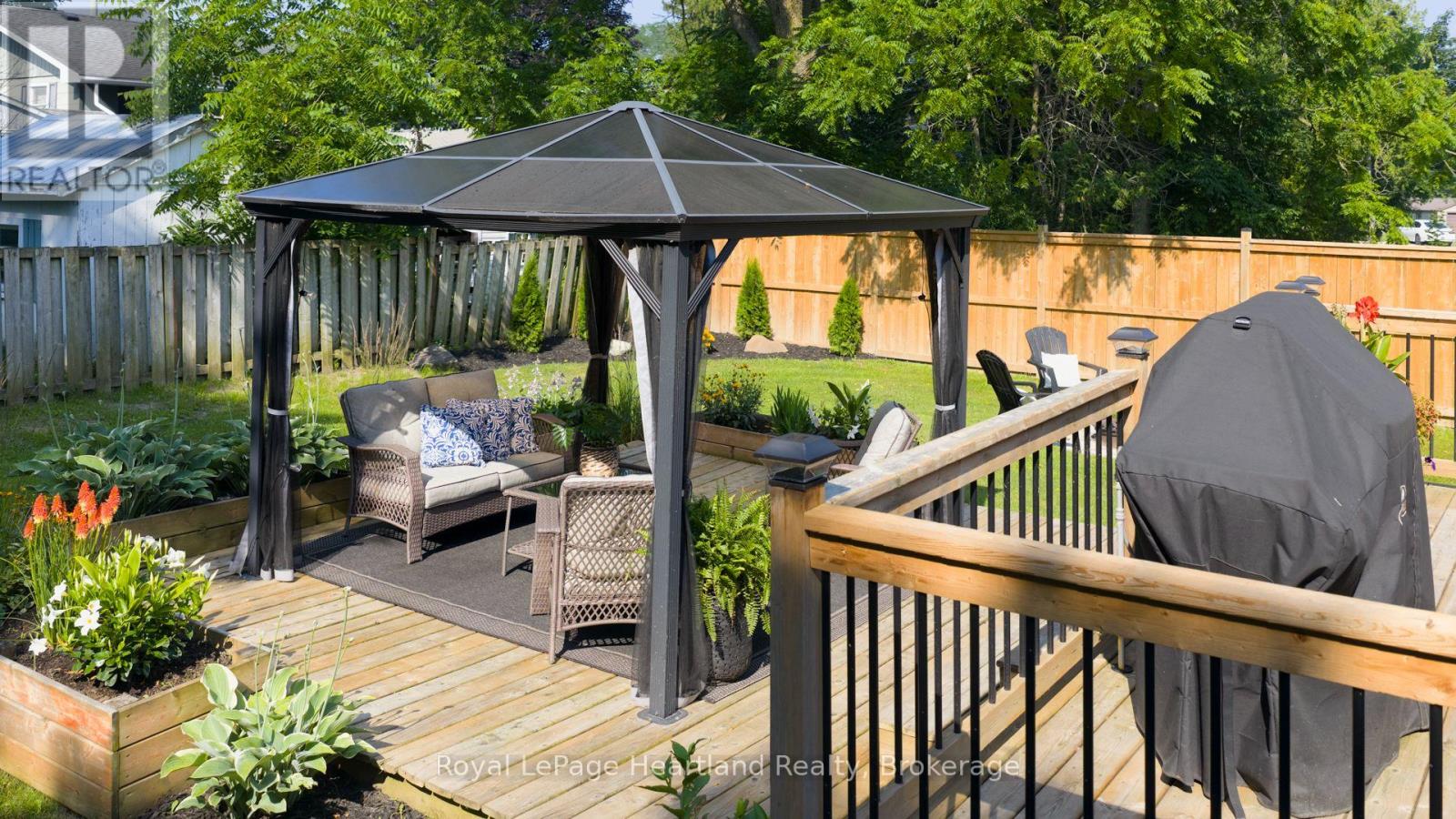 134 Wellington Street, Central Huron, Ontario  N0M 1L0 - Photo 44 - X12288222