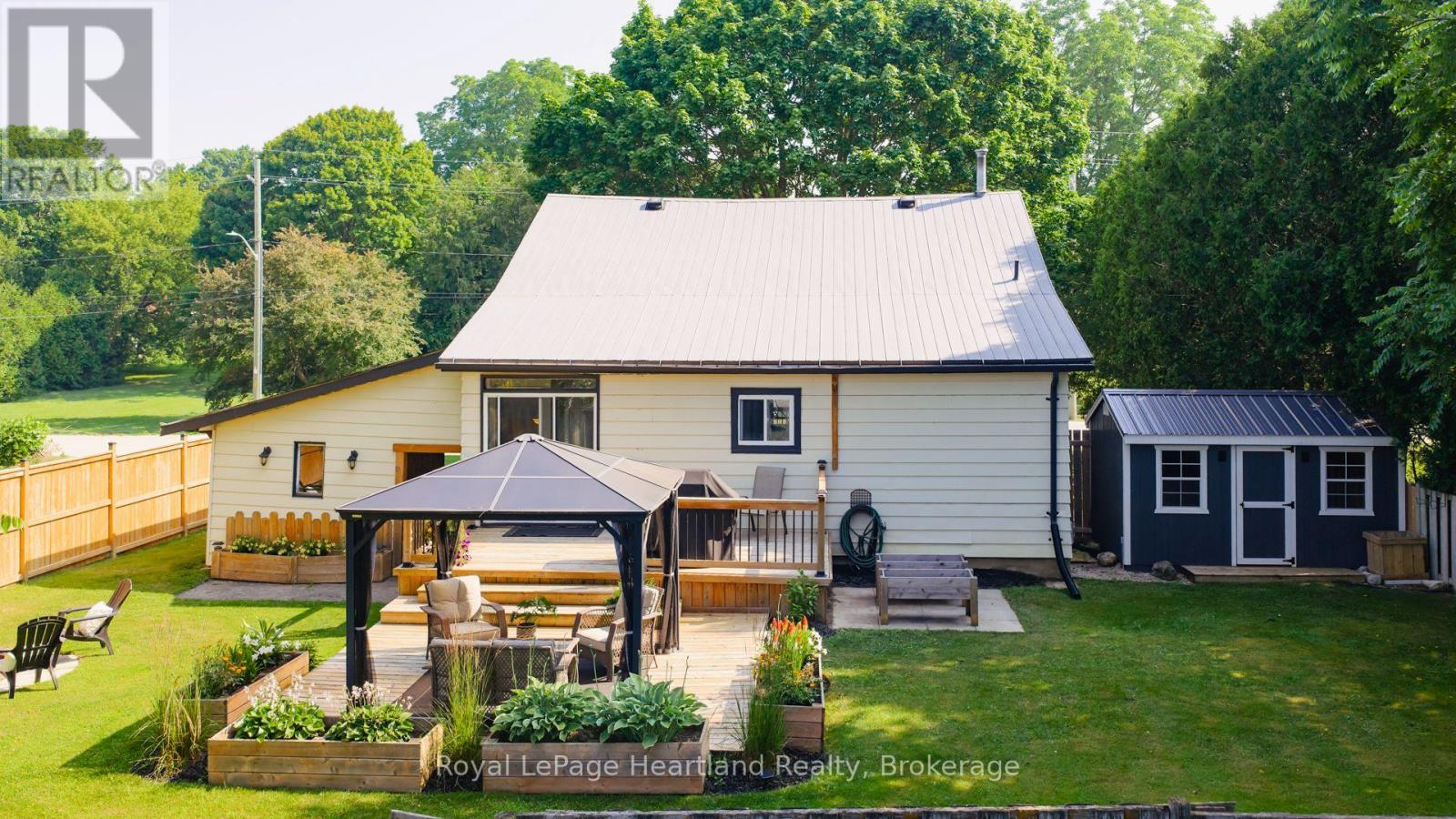 134 Wellington Street, Central Huron, Ontario  N0M 1L0 - Photo 47 - X12288222