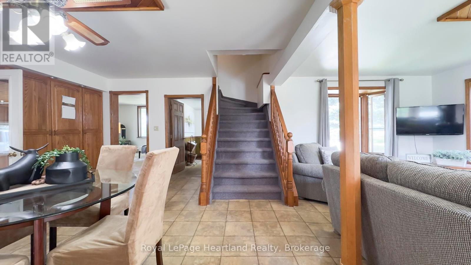80564 Baseline Road, Central Huron, Ontario  N0M 1L0 - Photo 11 - X12288247