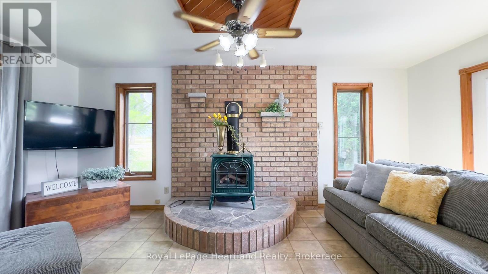 80564 Baseline Road, Central Huron, Ontario  N0M 1L0 - Photo 13 - X12288247