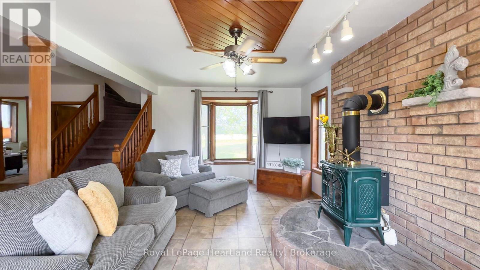 80564 Baseline Road, Central Huron, Ontario  N0M 1L0 - Photo 15 - X12288247