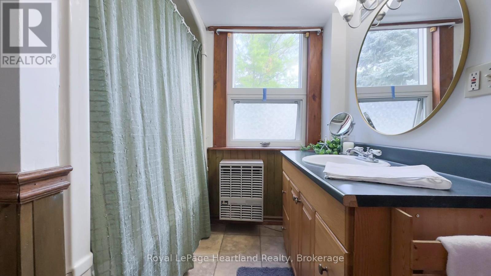 80564 Baseline Road, Central Huron, Ontario  N0M 1L0 - Photo 23 - X12288247
