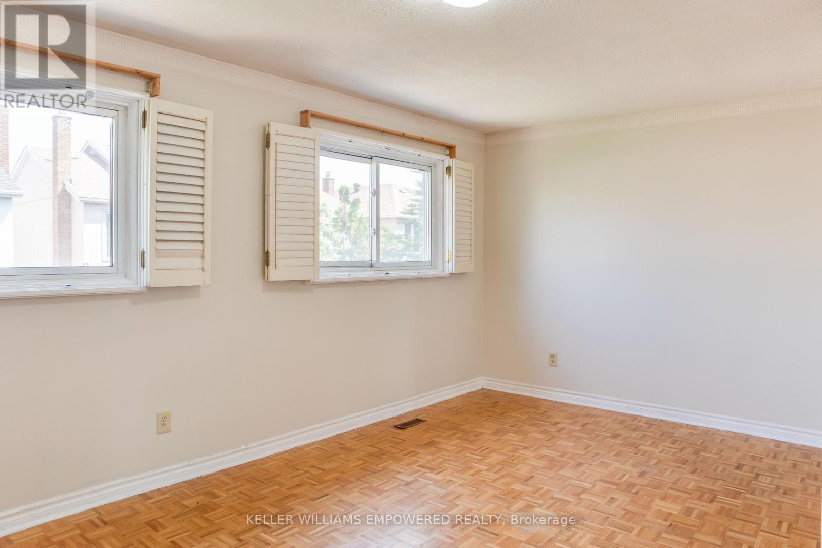 54 Carnival Court, Toronto, Ontario  M2R 3T8 - Photo 14 - C12288053