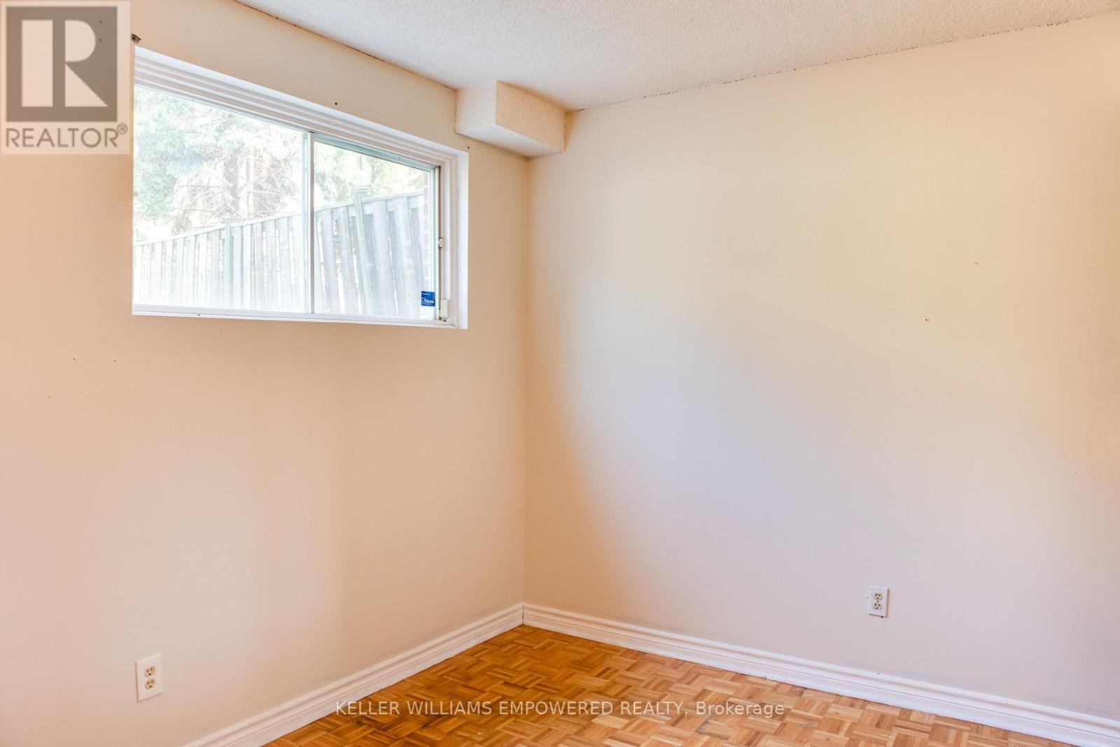 54 Carnival Court, Toronto, Ontario  M2R 3T8 - Photo 21 - C12288053