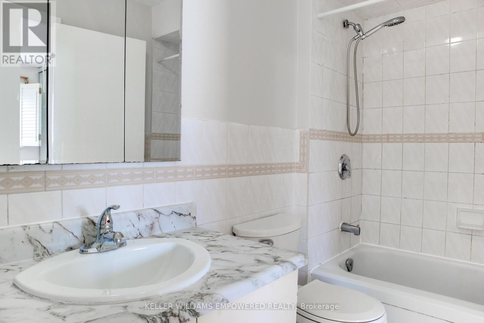 54 Carnival Court, Toronto, Ontario  M2R 3T8 - Photo 23 - C12288053