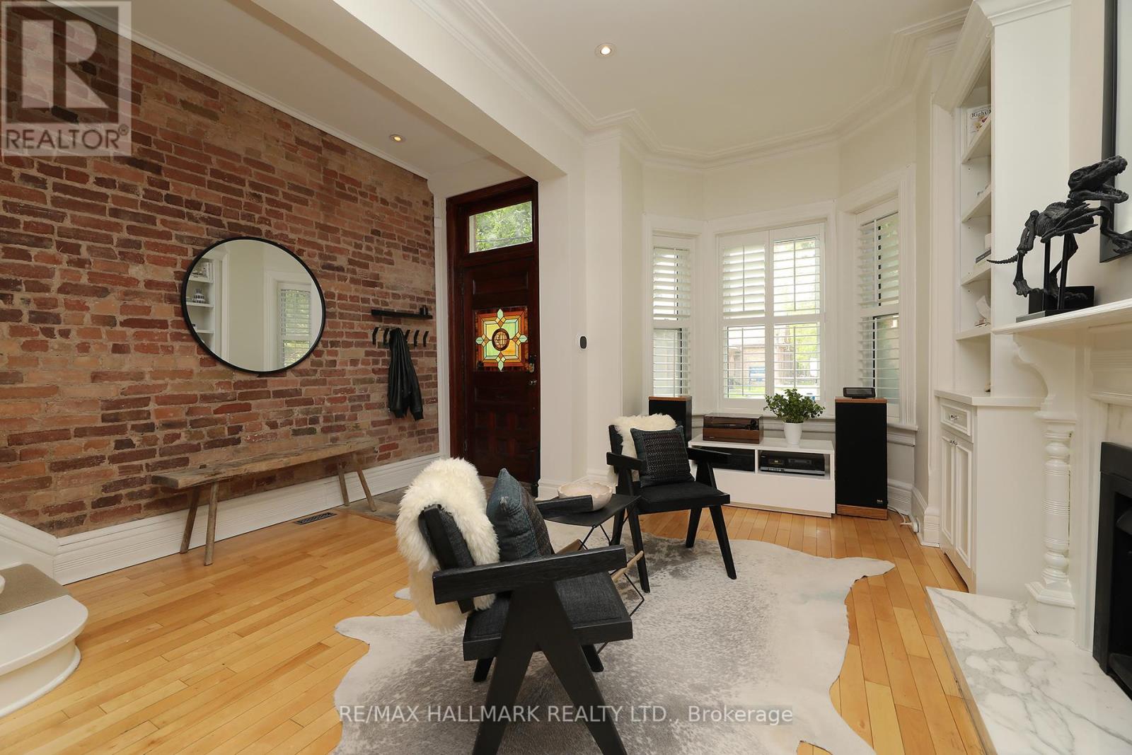 Property at 113 TRINITY STREET image 5