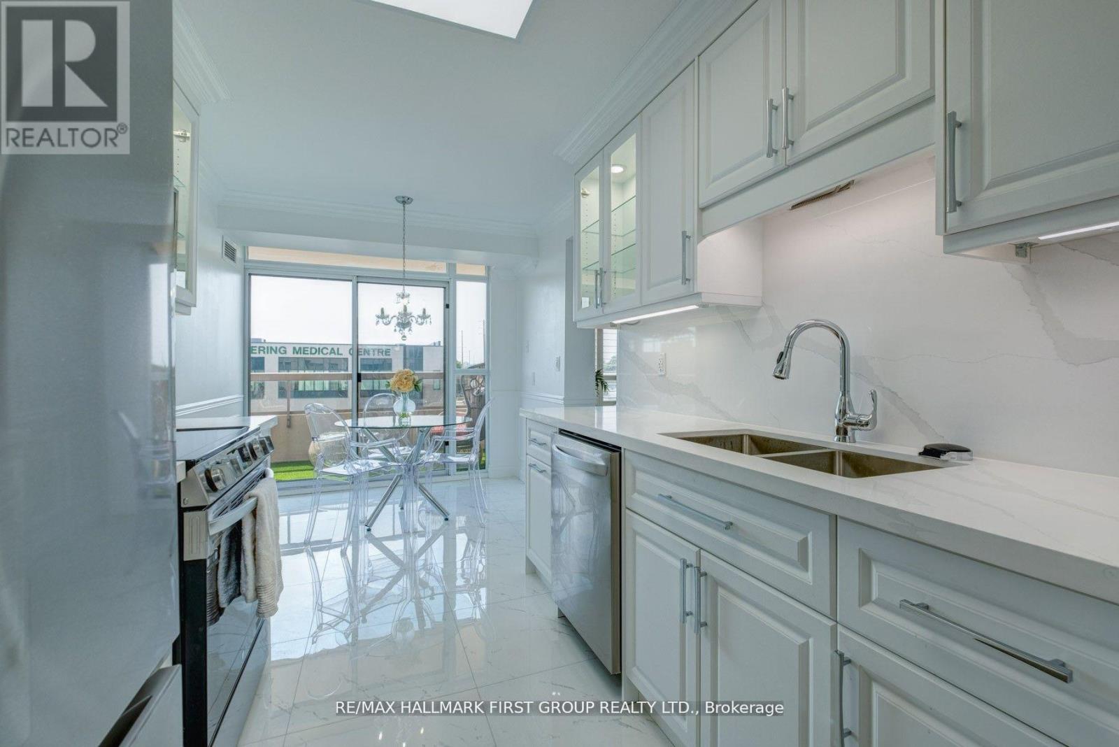 213 - 1000 The Esplanade Road N, Pickering, Ontario  L1V 6V4 - Photo 18 - E12288095