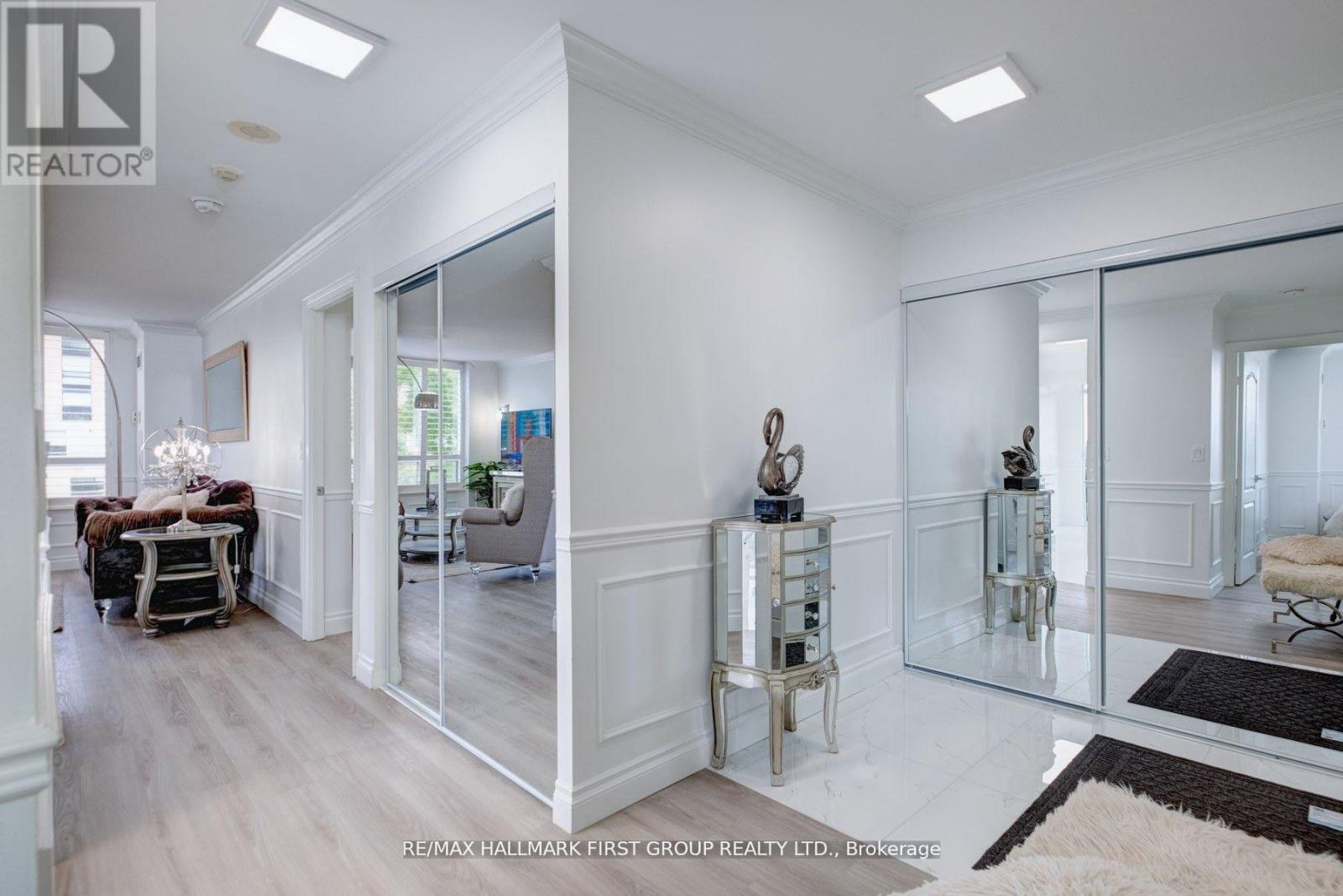 213 - 1000 The Esplanade Road N, Pickering, Ontario  L1V 6V4 - Photo 8 - E12288095