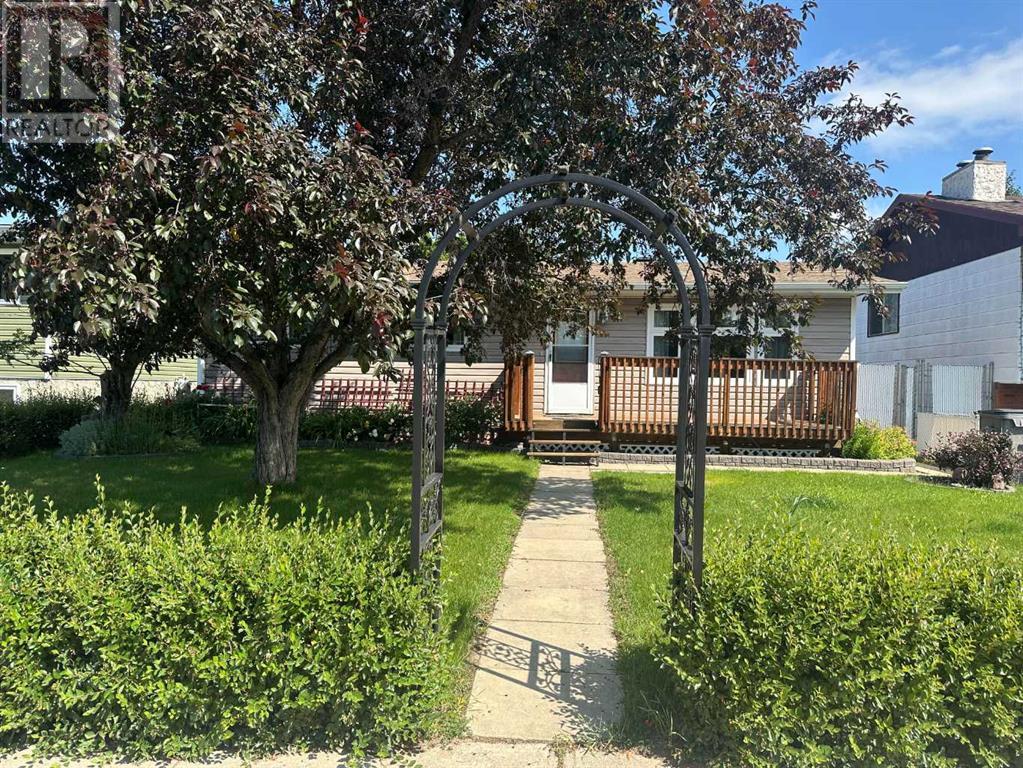 Property at 21 Chaisson Crossing image 2