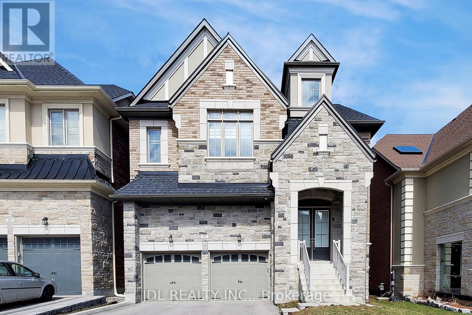 95 GIARDINA CRESCENT, Richmond Hill, Ontario