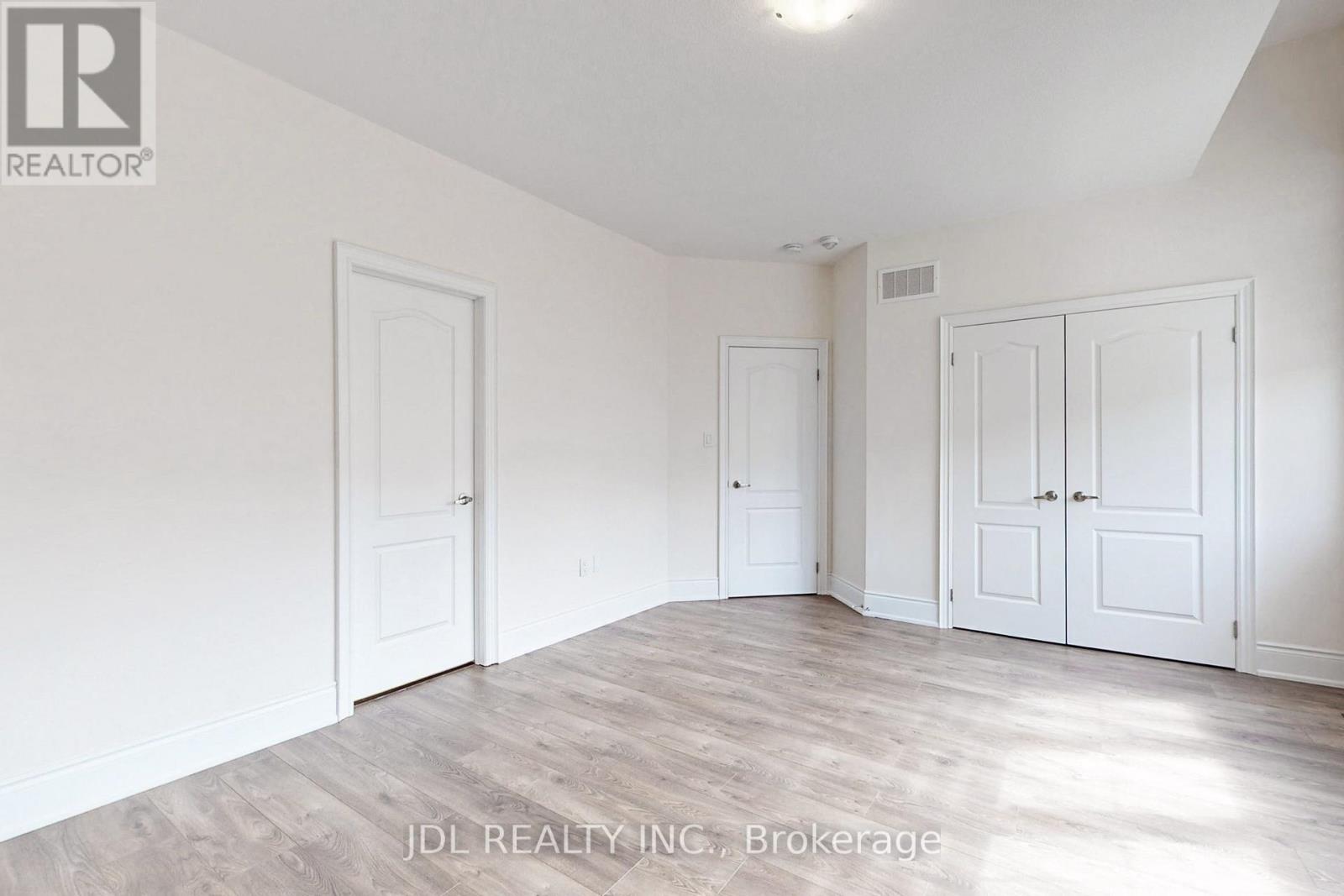 95 Giardina Crescent, Richmond Hill, Ontario  L4B 0G2 - Photo 20 - N12288179