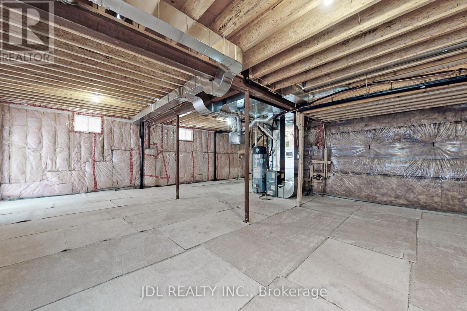 95 Giardina Crescent, Richmond Hill, Ontario  L4B 0G2 - Photo 37 - N12288179