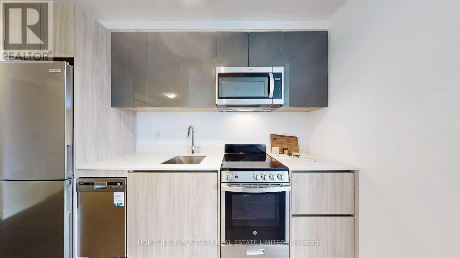 212 - 11 Maryport Avenue, Toronto, Ontario  M3M 0E2 - Photo 15 - W12288173