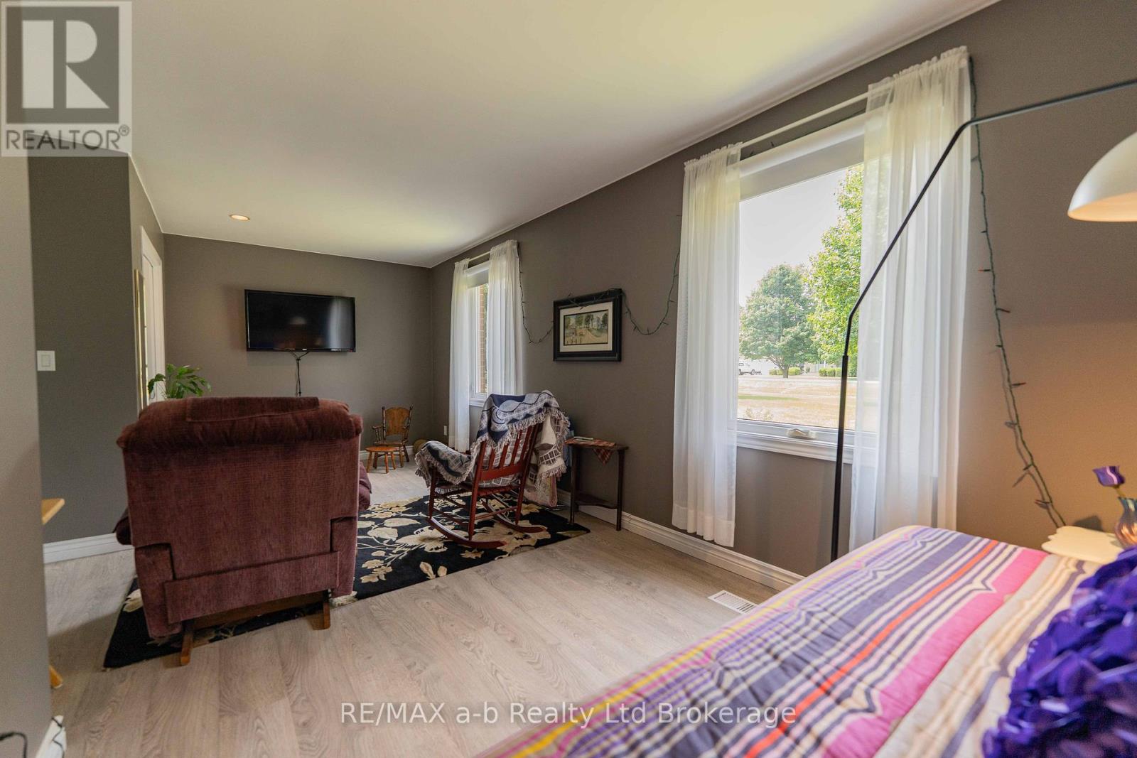 660 Goshen Road, Norfolk, Ontario  N4G 4G7 - Photo 19 - X12288314