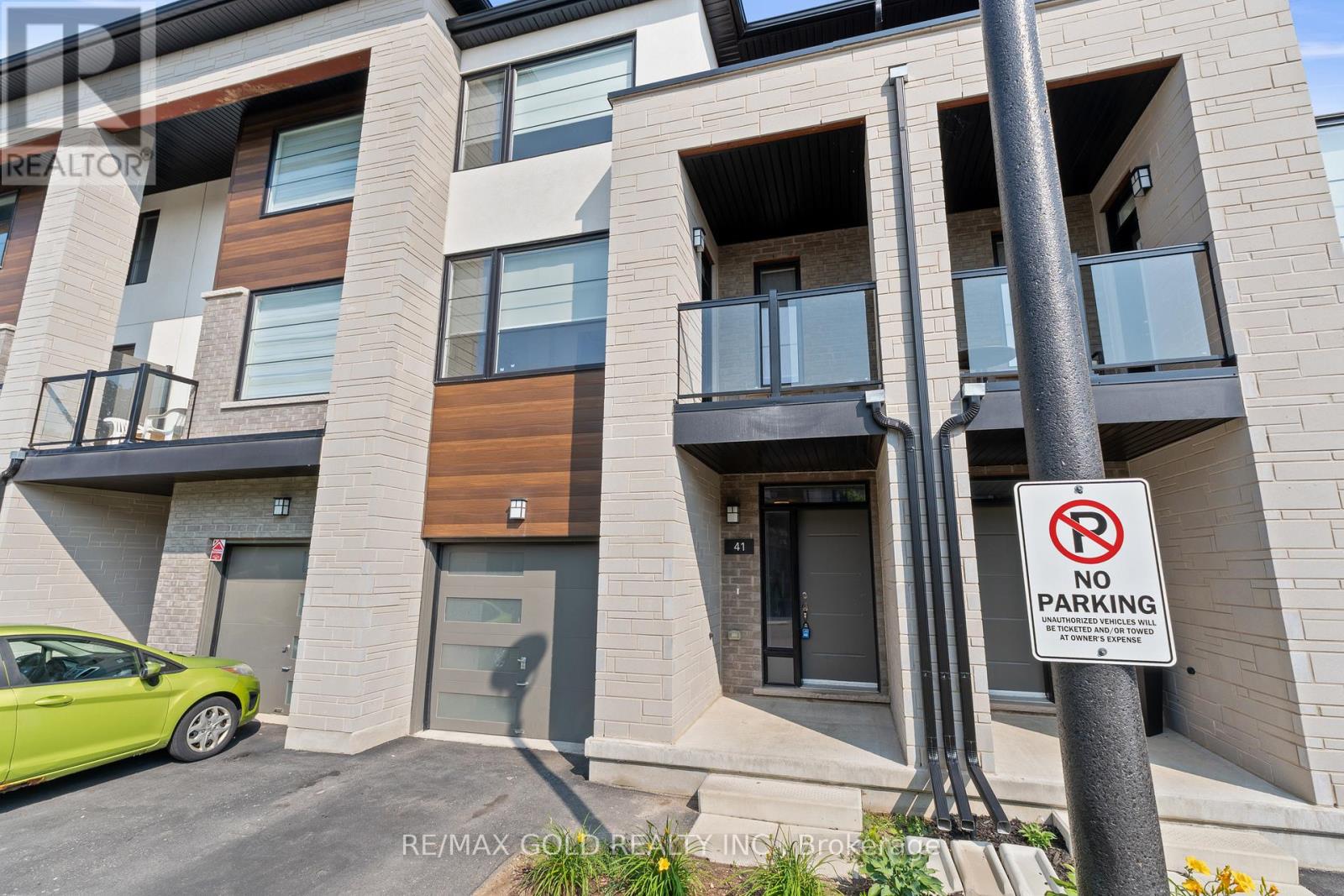 Property at 41 - 350 RIVER ROAD image 3