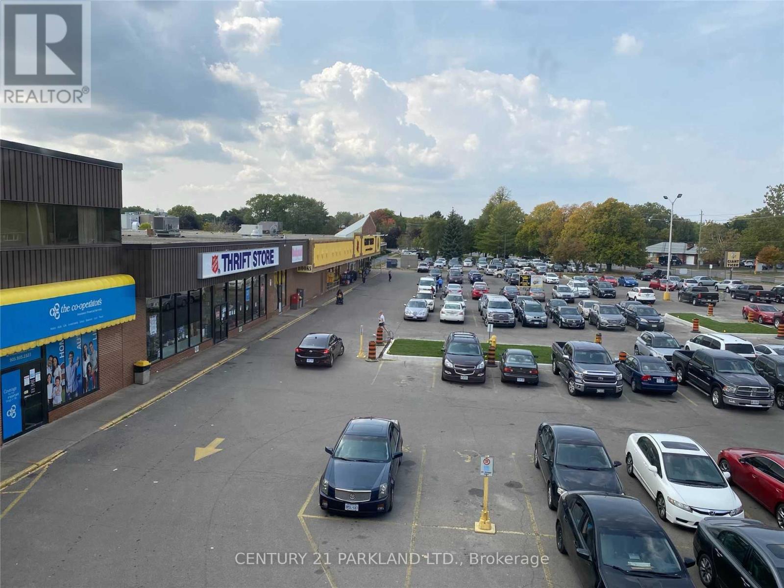 #203 - 350 Scott Street, St. Catharines, Ontario  L2N 6T4 - Photo 7 - X12288055