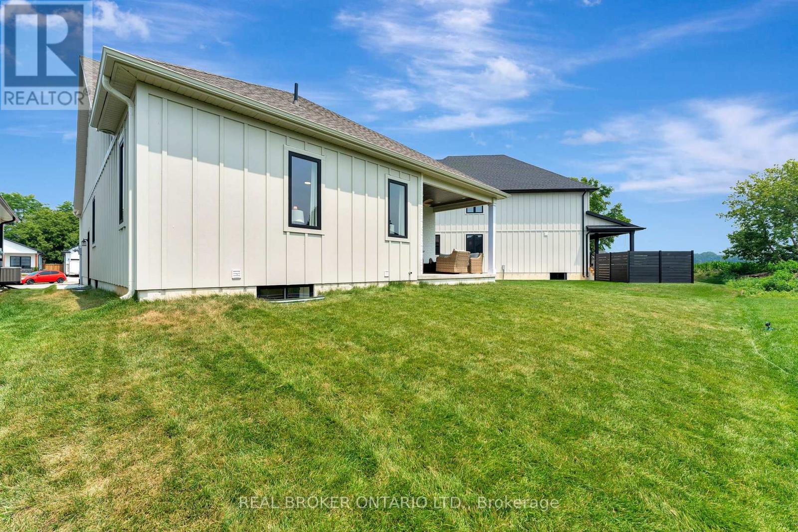 10 Macneil Court, Bayham (Port Burwell), Ontario  N0J 1T0 - Photo 43 - X12288082