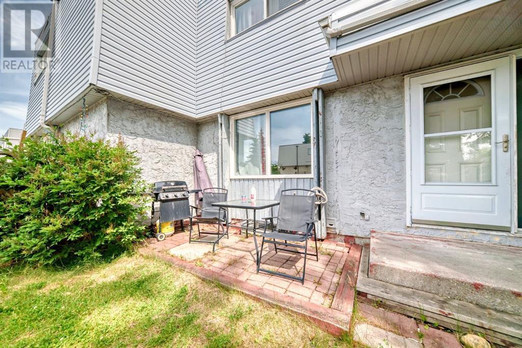 Property at 2, 6408 4A Street NE image 2