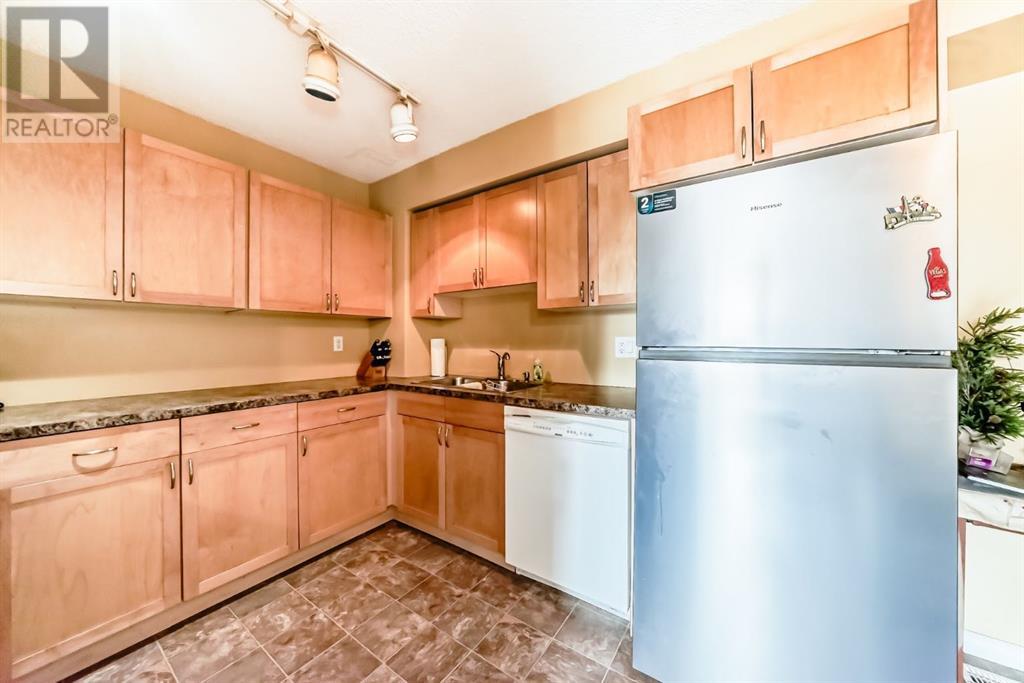 Property at 2, 6408 4A Street NE image 3