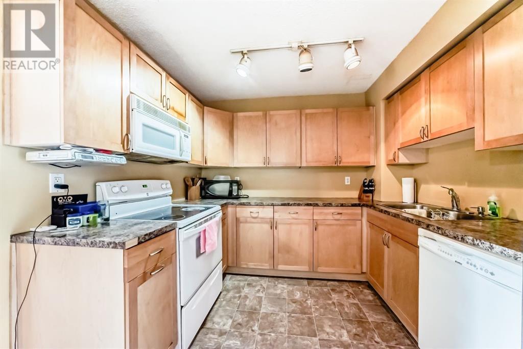 Property at 2, 6408 4A Street NE image 4