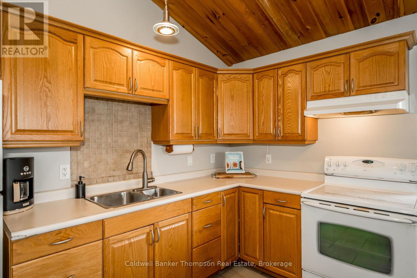 475a Selena Drive, Mcmurrich/monteith, Ontario  P1H 2J2 - Photo 12 - X12288377