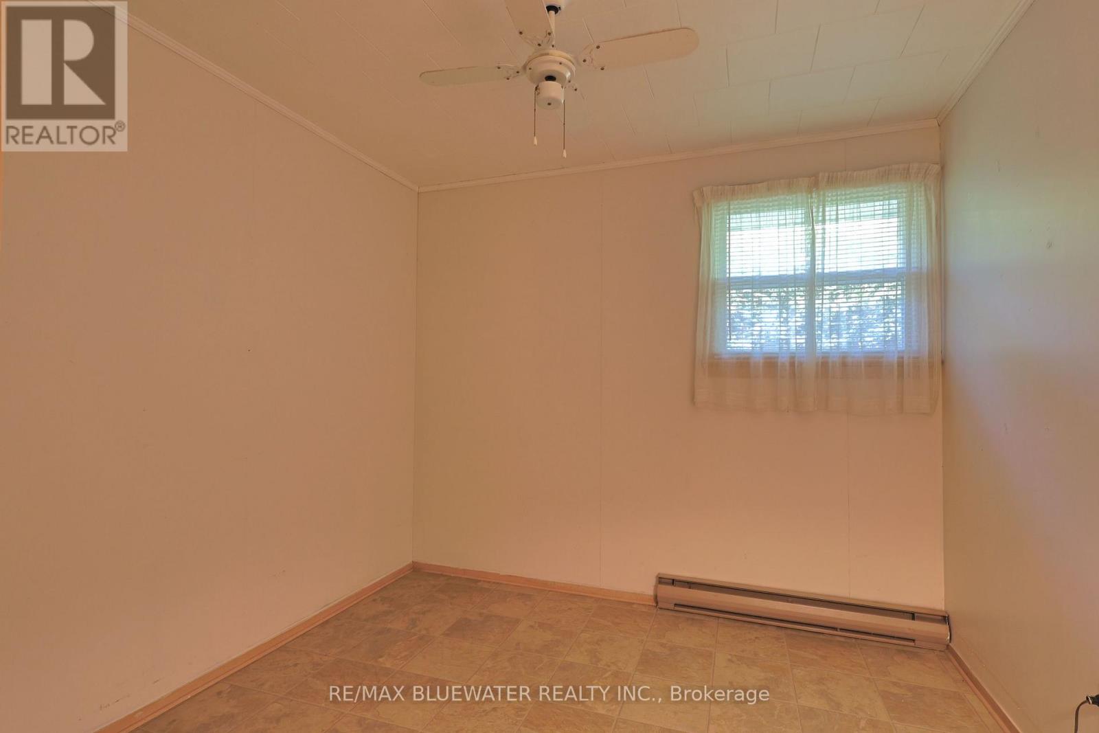 48 Hill Street, Lambton Shores, Ontario  N0M 1T0 - Photo 23 - X12288398
