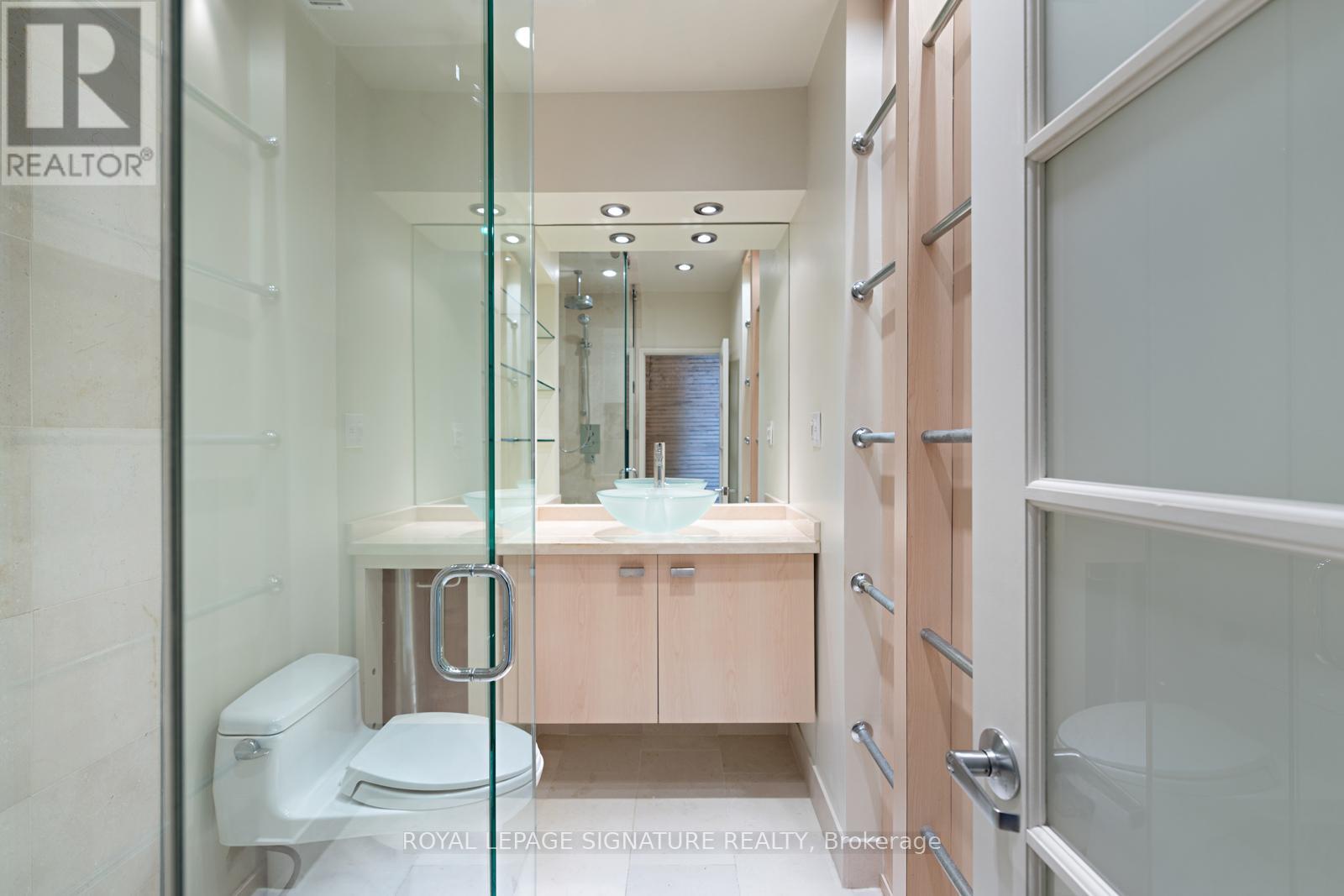 99 Kent Road, Toronto, Ontario  M4L 2X5 - Photo 25 - E12288212