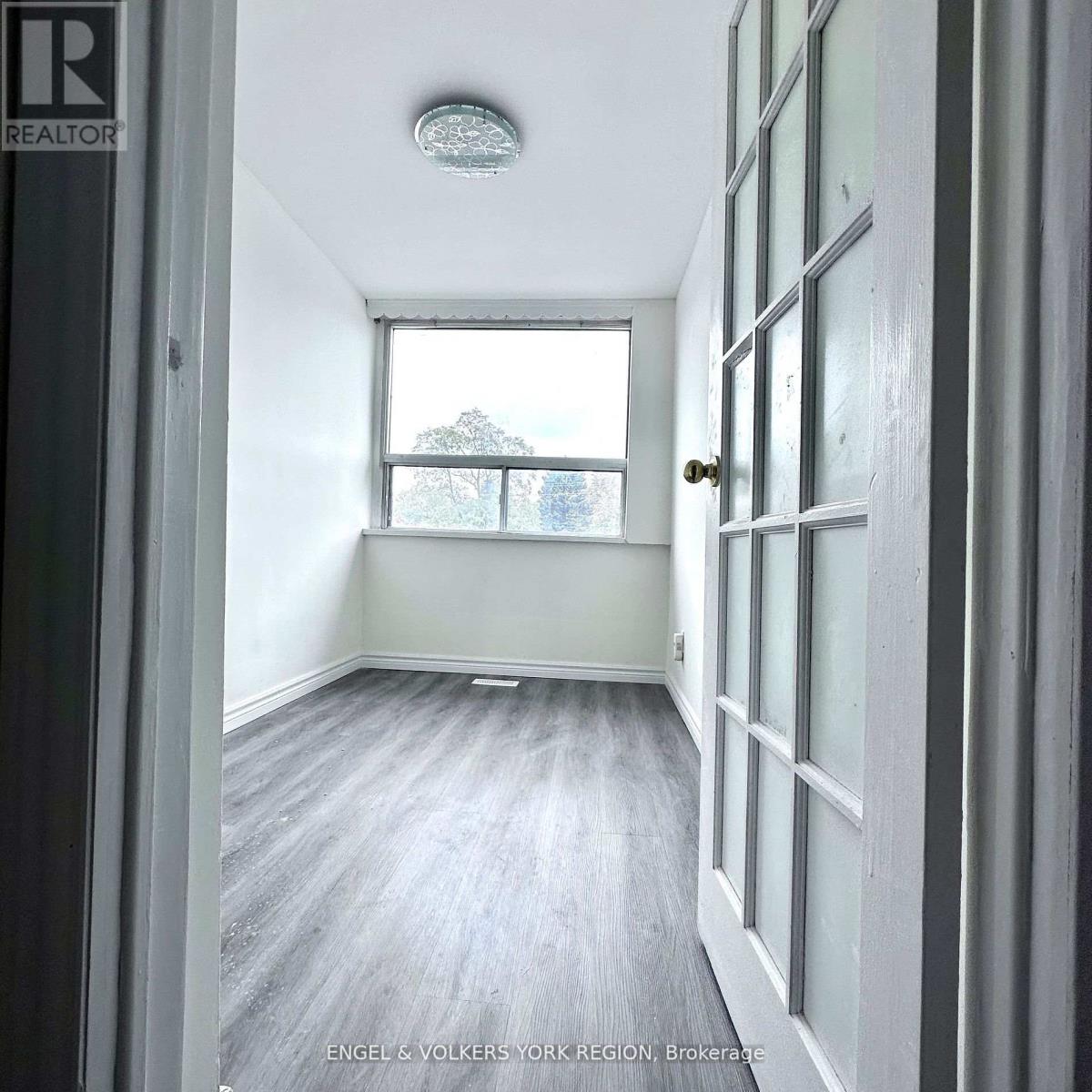 3547 St. Clair Avenue E, Toronto (Kennedy Park), Ontario  M1K 1L6 - Photo 6 - E12288236