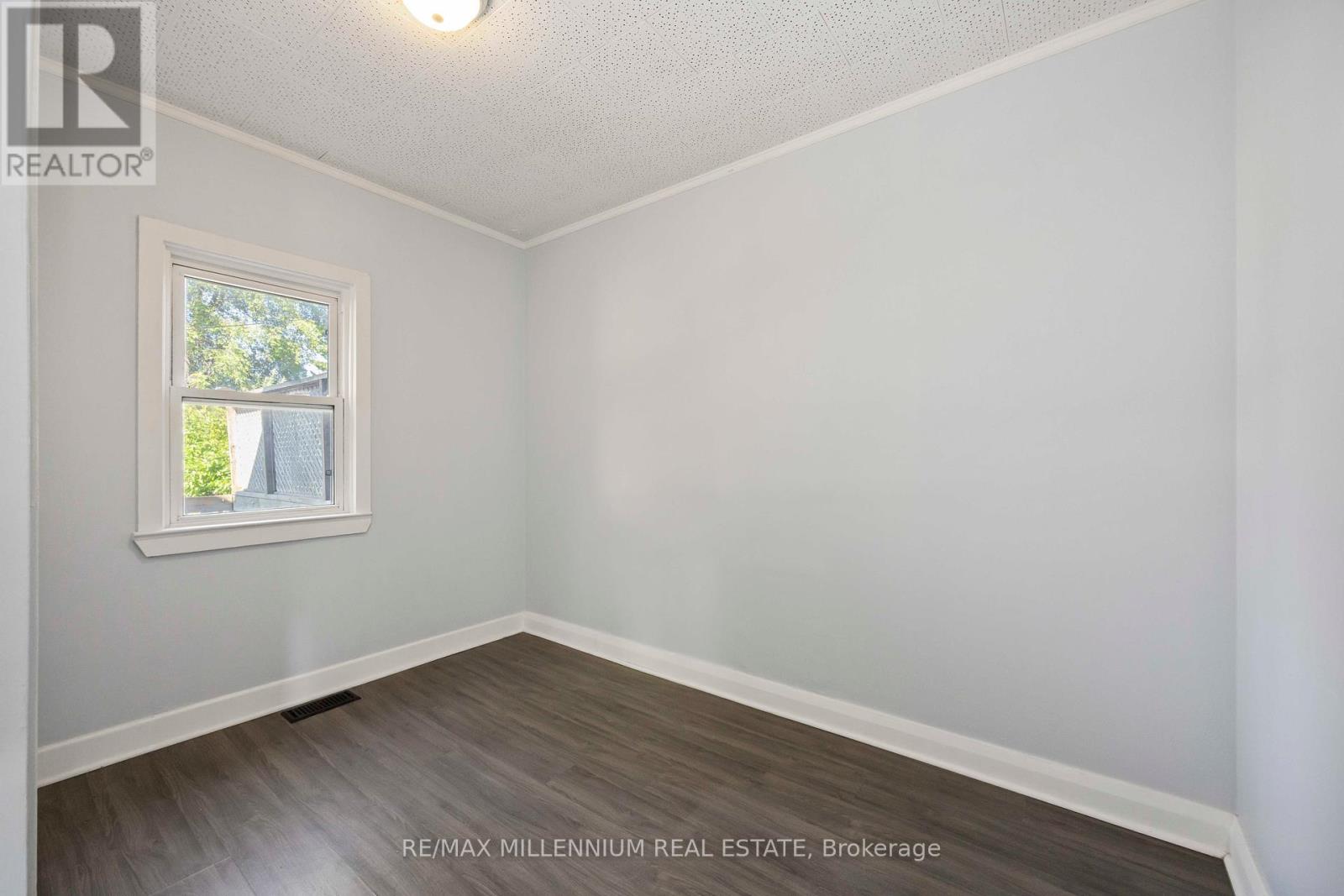 96 Phillip Avenue, Toronto (Birchcliffe-Cliffside), Ontario  M1N 3R4 - Photo 20 - E12288246