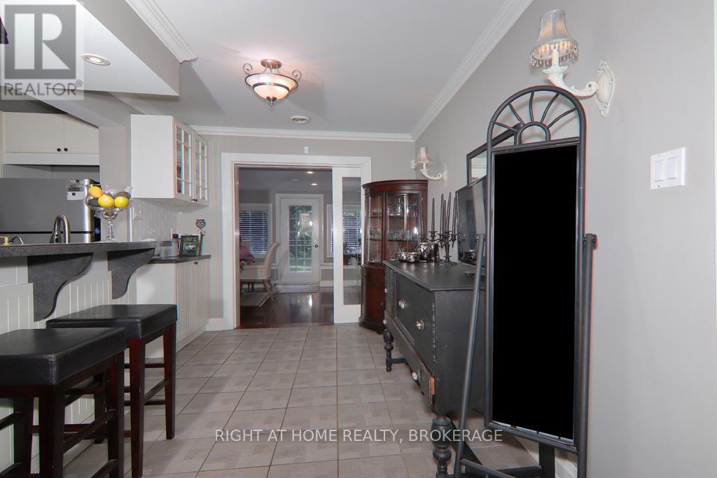 368 Queenston Street, St. Catharines, Ontario  L2P 2X9 - Photo 24 - X12288329