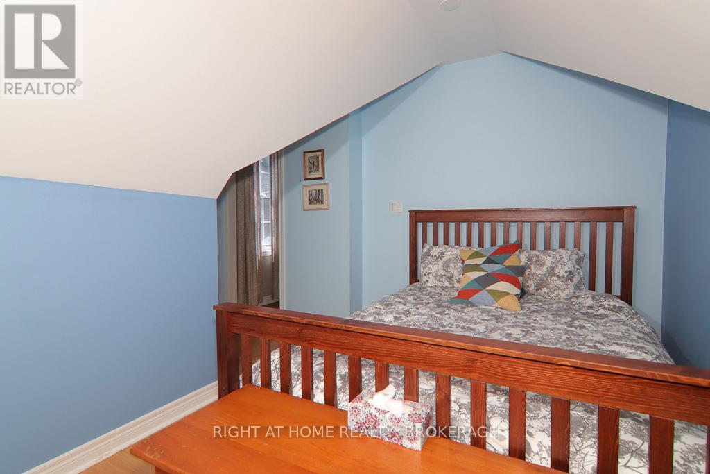 368 Queenston Street, St. Catharines, Ontario  L2P 2X9 - Photo 41 - X12288329