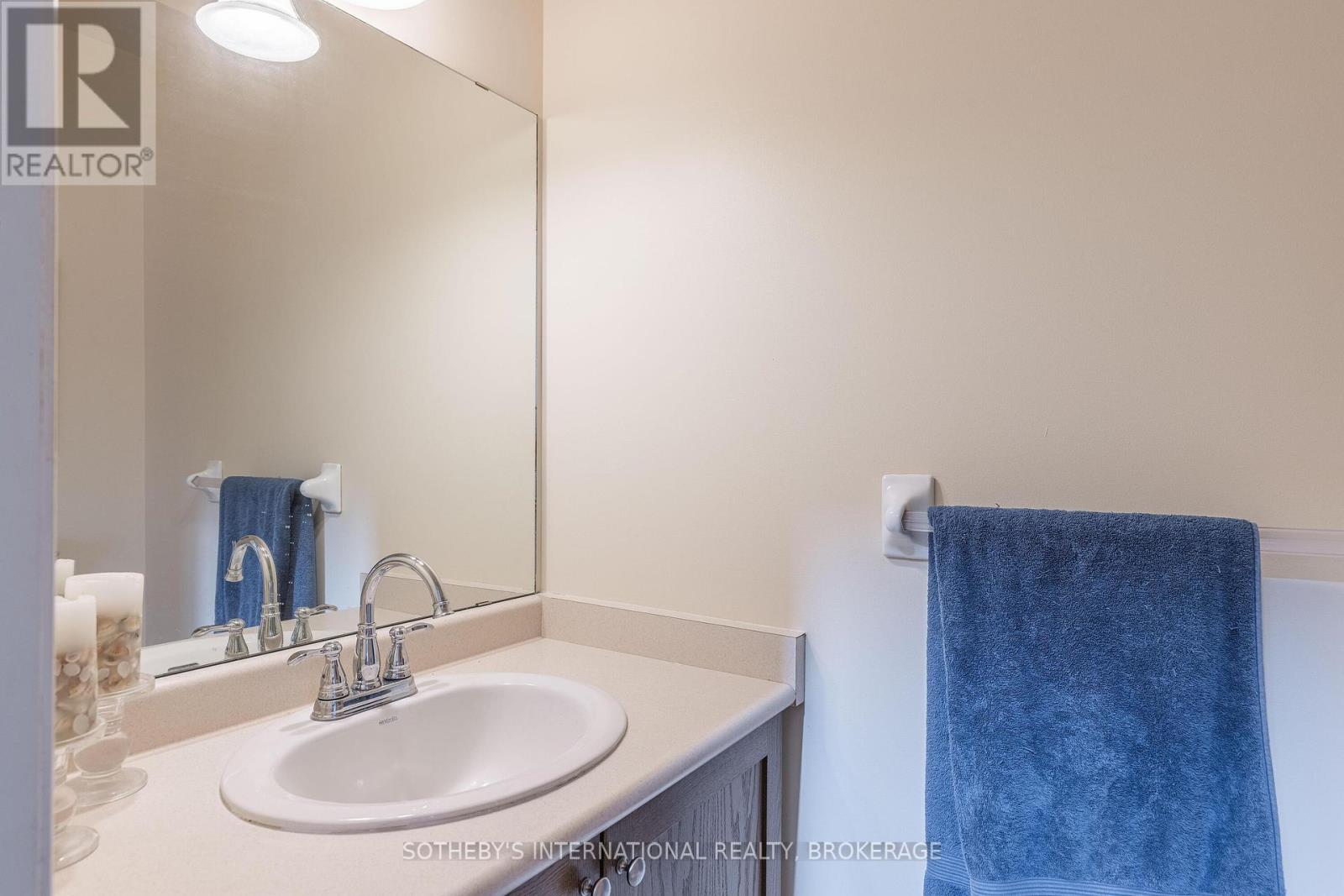 7 Honey Locust Circle, Thorold, Ontario  L2V 5E3 - Photo 12 - X12288361