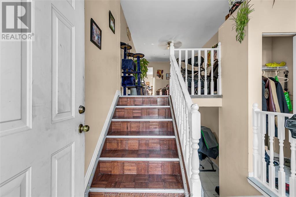 Property at 2631 TEEDIE CRESCENT image 4