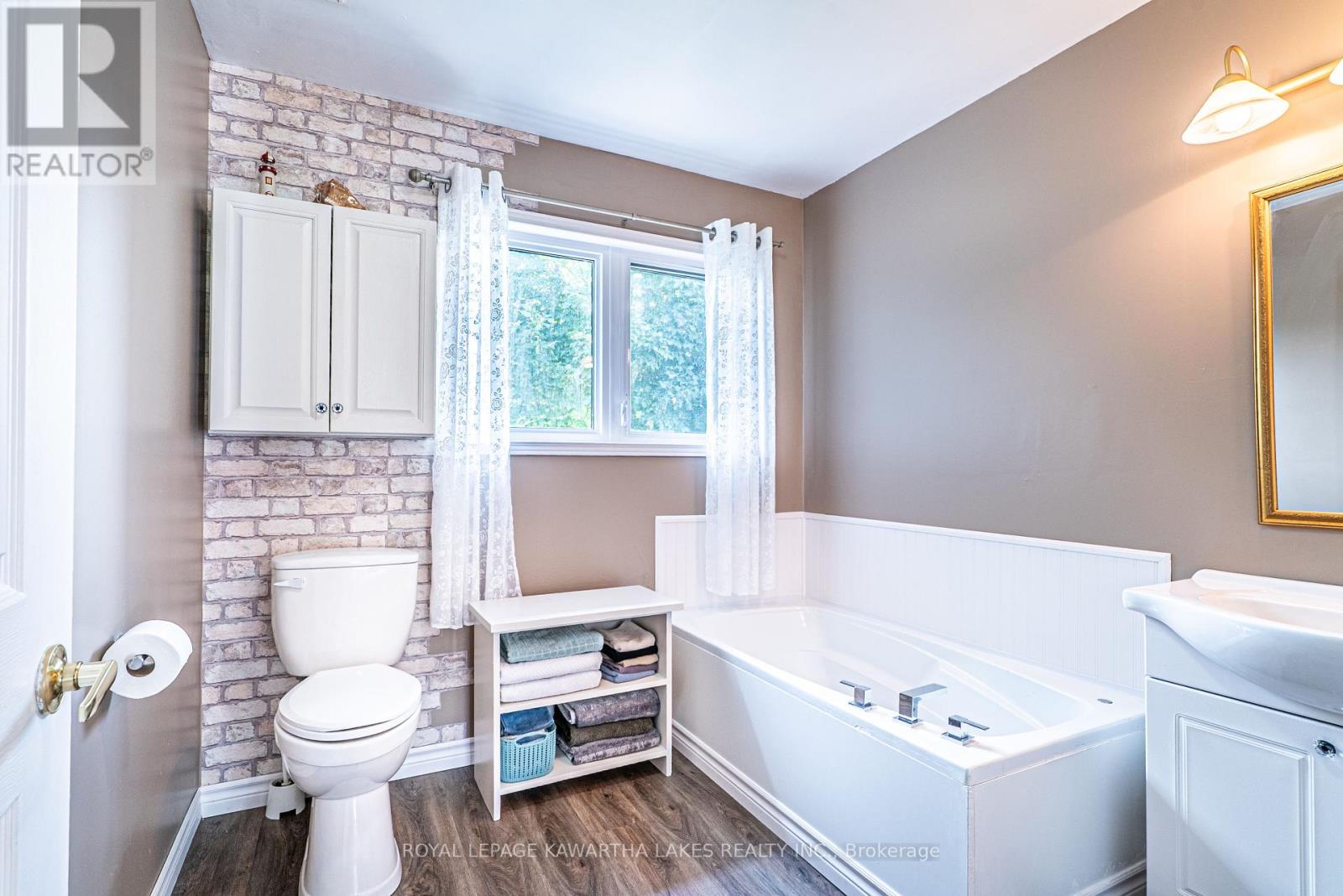 1028 Little Britain Road, Kawartha Lakes, Ontario  K0M 2C0 - Photo 24 - X12288451