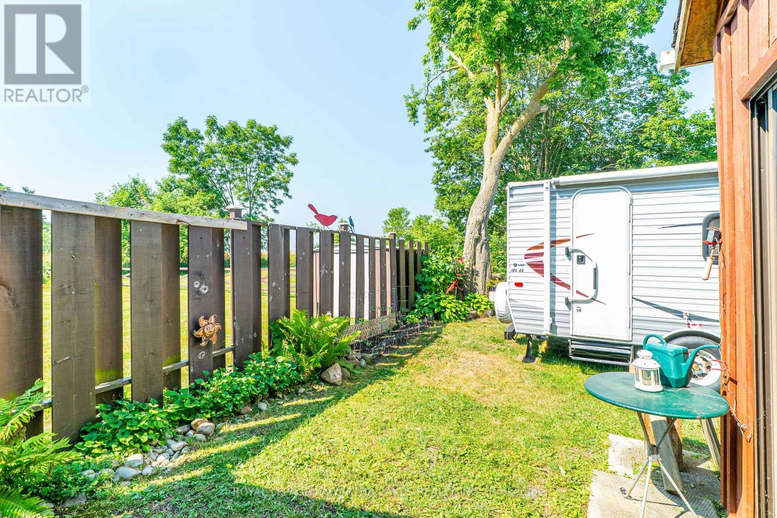 1028 Little Britain Road, Kawartha Lakes, Ontario  K0M 2C0 - Photo 37 - X12288451