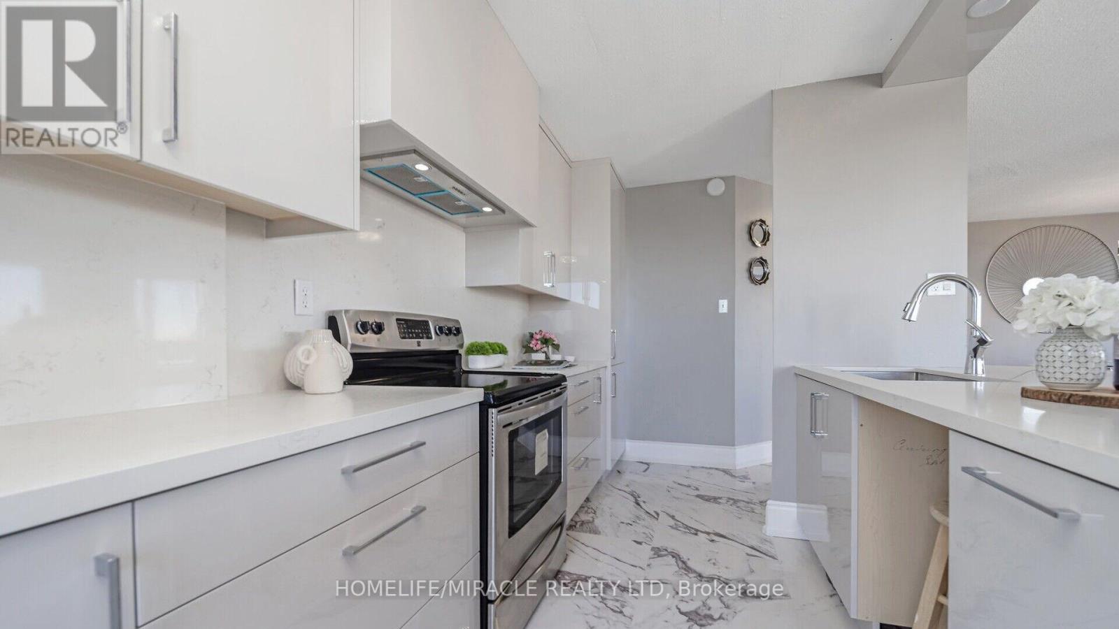 510 - 22 Hanover Road, Brampton, Ontario  L6S 5K7 - Photo 25 - W12288251