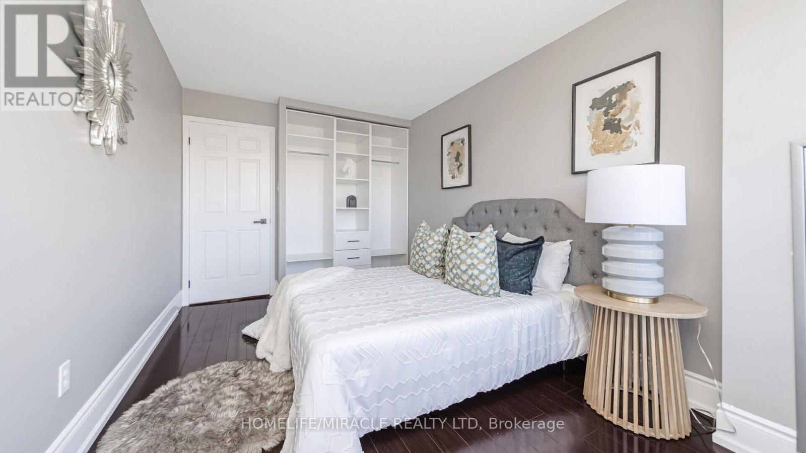510 - 22 Hanover Road, Brampton, Ontario  L6S 5K7 - Photo 29 - W12288251