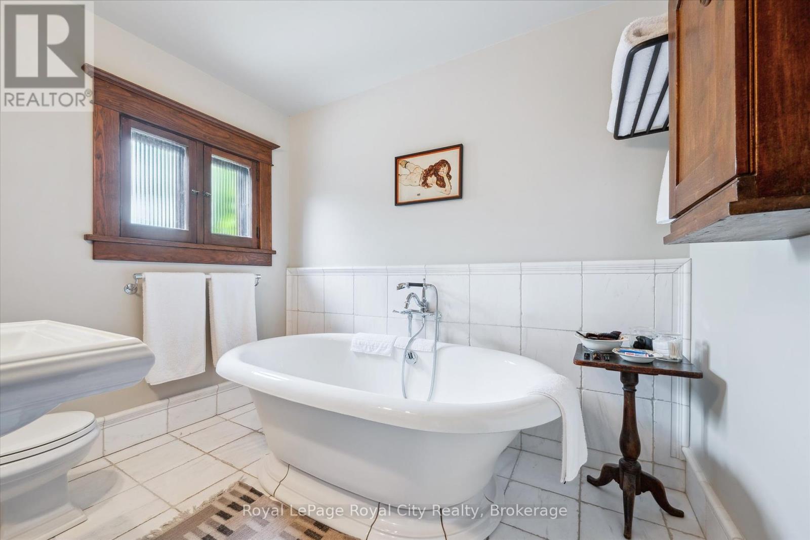 54 Clinton Street, Guelph, Ontario  N1H 5G5 - Photo 38 - X12288428