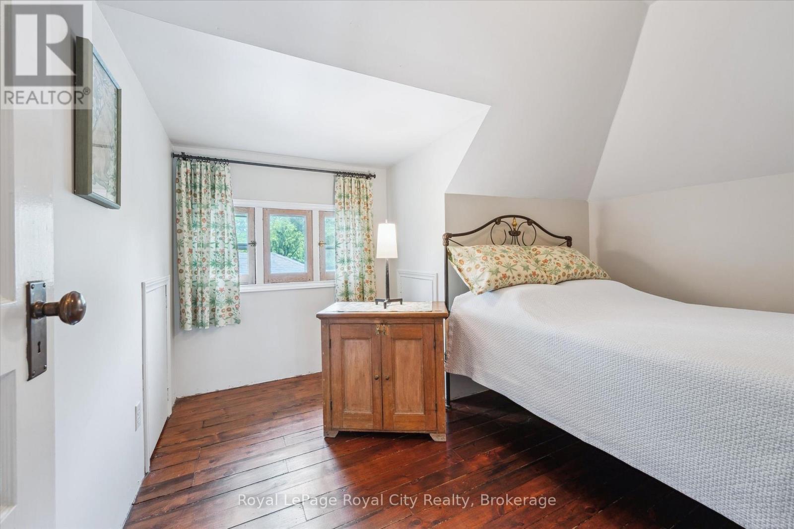 54 Clinton Street, Guelph, Ontario  N1H 5G5 - Photo 40 - X12288428