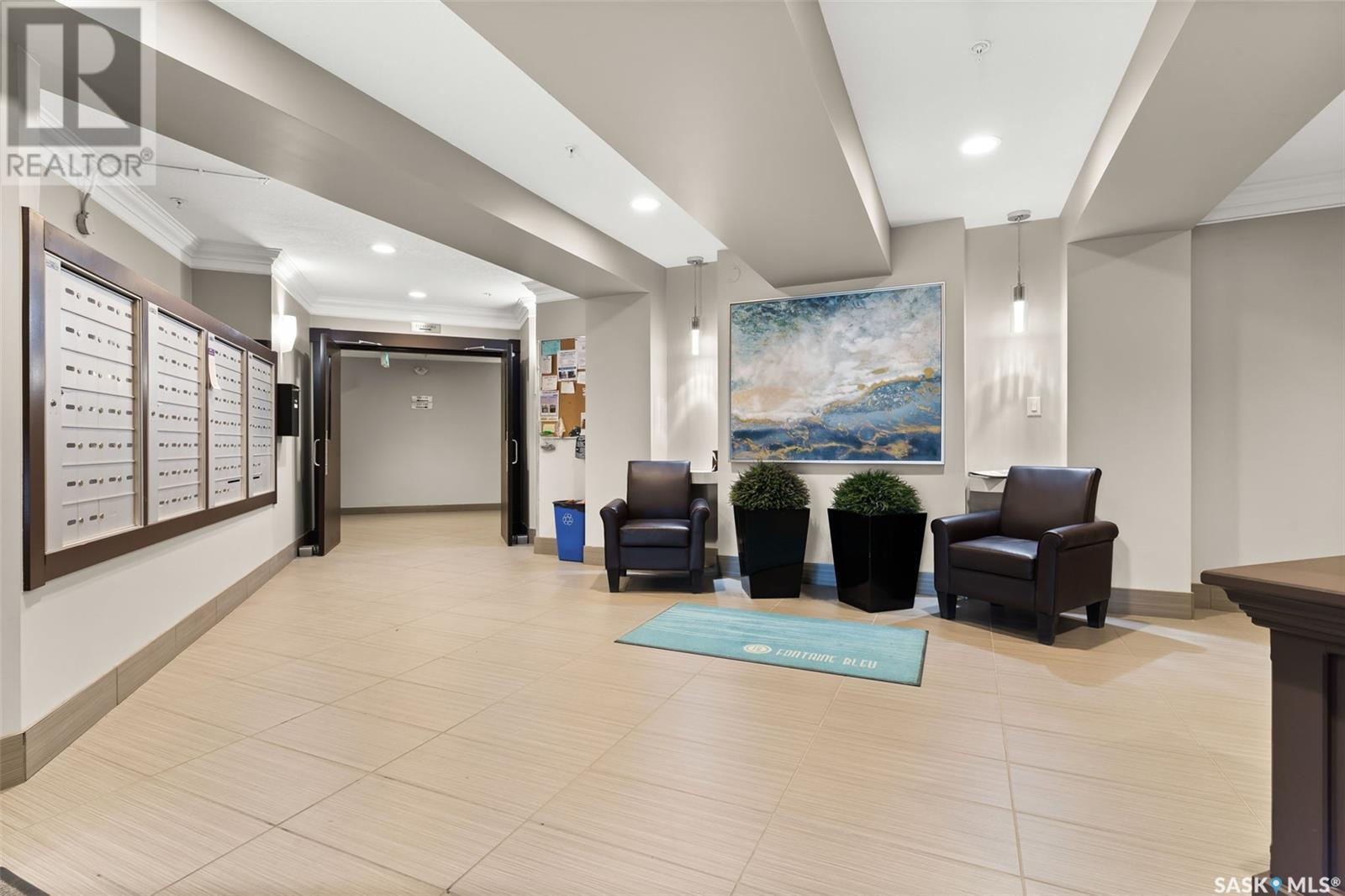 Property at 425 5303 Universal CRESCENT image 2