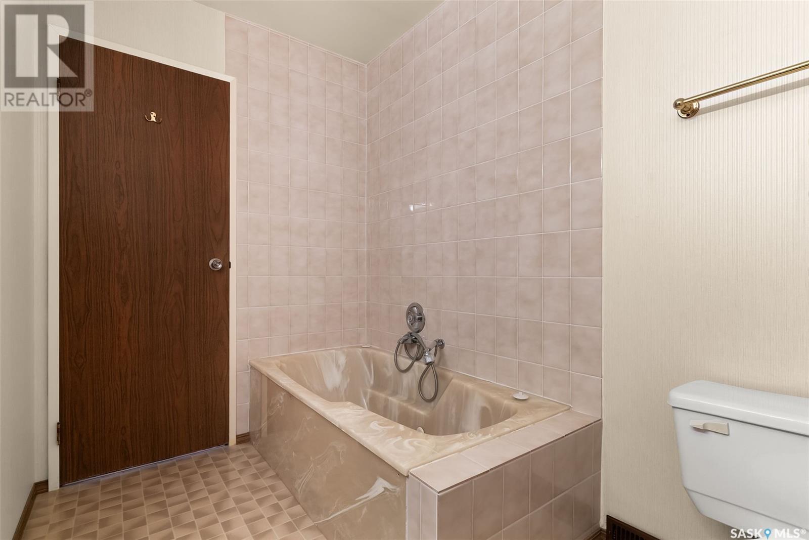 1615 23rd Avenue, Regina, Saskatchewan  S4S 5Z9 - Photo 22 - SK012701