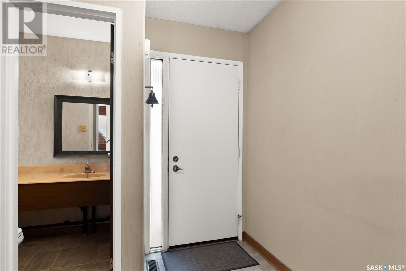 Property at 1615 23rd AVENUE image 3