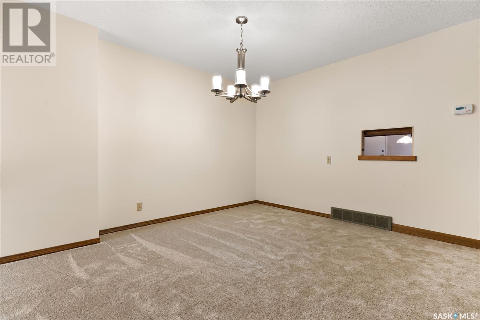 1615 23rd Avenue, Regina, Saskatchewan  S4S 5Z9 - Photo 7 - SK012701