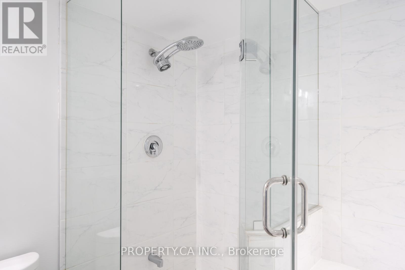 105 - 2111 Lakeshore Boulevard W, Toronto, Ontario  M8V 4B2 - Photo 18 - W12286913