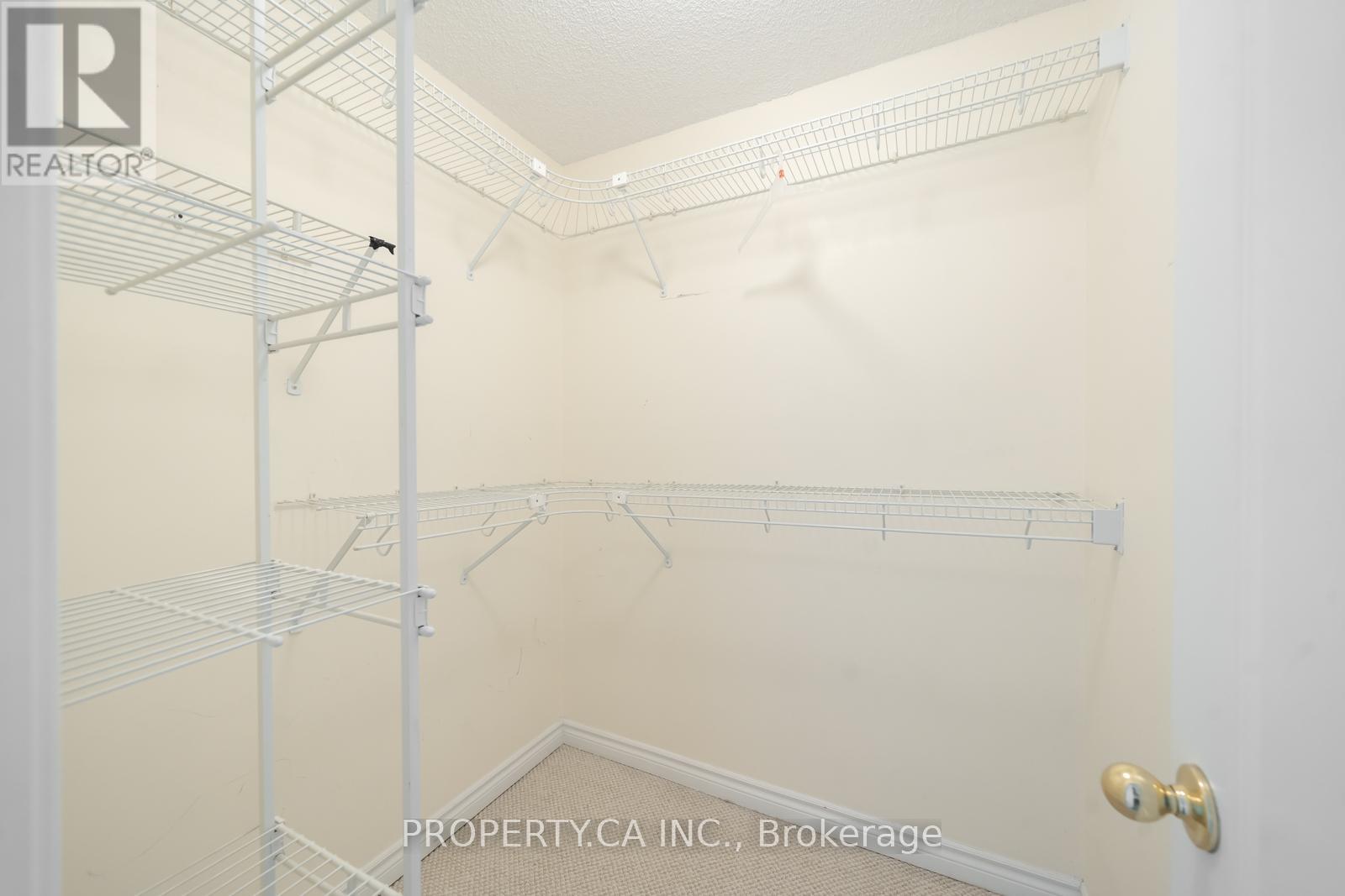 105 - 2111 Lakeshore Boulevard W, Toronto, Ontario  M8V 4B2 - Photo 17 - W12286913