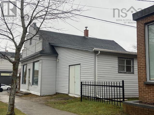 148 Water Street, Shelburne, Nova Scotia  B0T 1W0 - Photo 2 - 202428257