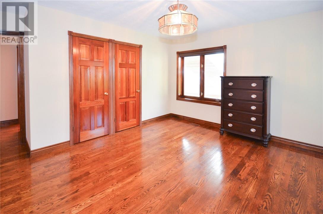 568 Ridge Road, Stoney Creek, Ontario  L8J 2Y6 - Photo 15 - 2123597