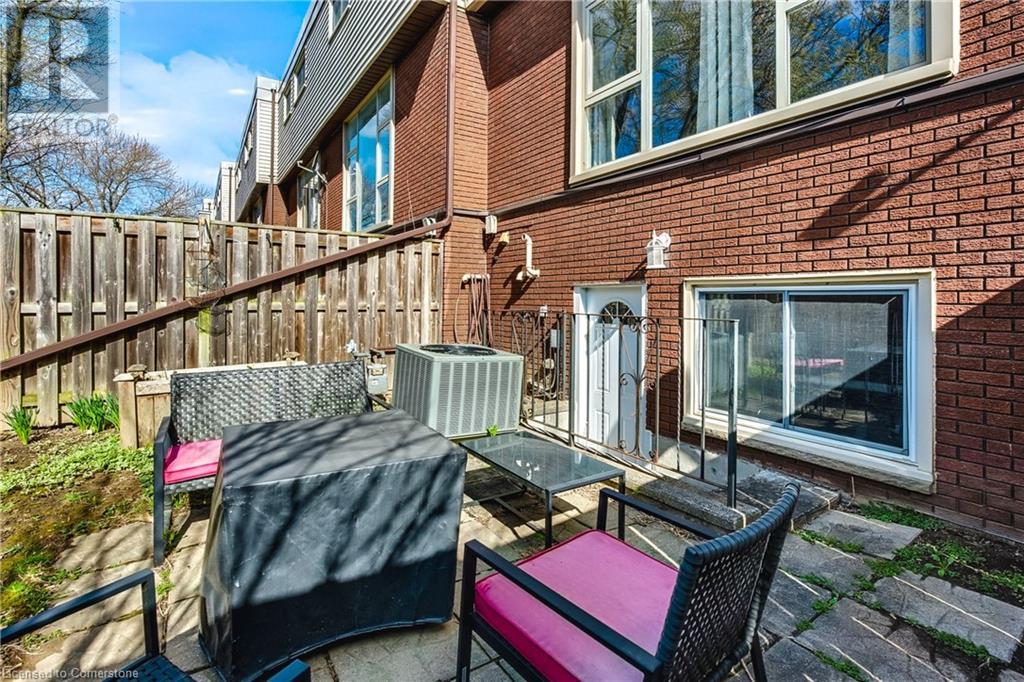 23 Watsons Lane Unit# 2, Dundas, Ontario  L9H 5G9 - Photo 30 - 40751753