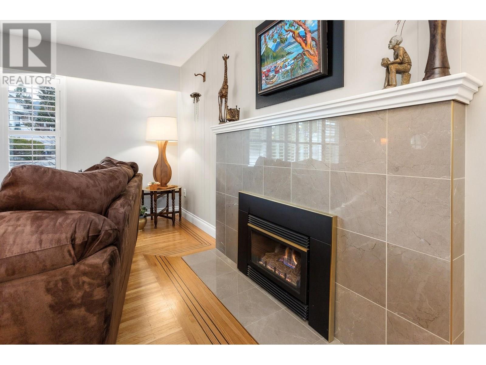 2920 Walton Avenue, Coquitlam, British Columbia  V3B 2W3 - Photo 6 - R3011475